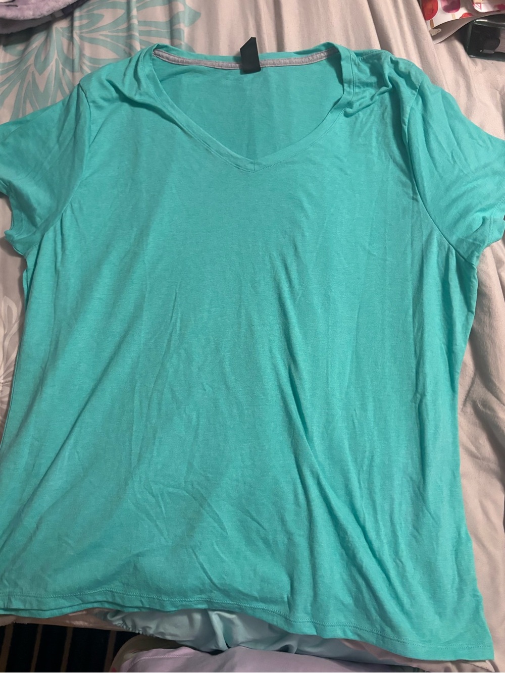 Hanes Women's V-Neck Tee in Aqua Teal